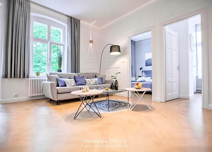 Family Luxury Wonder Heaven Apartment, 50M To M Cassino, First With 3 Badrooms&Studio, Second With 2 Badrooms&Studio, Parking W Cenie