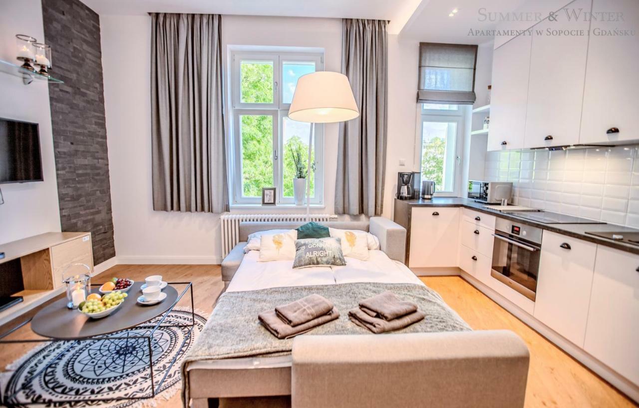 Family Luxury Haven: Dual Complex Near Casino Apartment