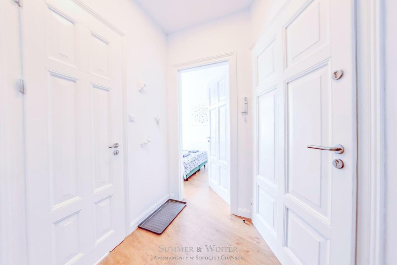 Family Luxury Wonder Heaven Apartment, 50m To M Cassino, First With 3 Badrooms&studio, Second With 2 Badrooms&studio, Parking W Cenie Appartamento *