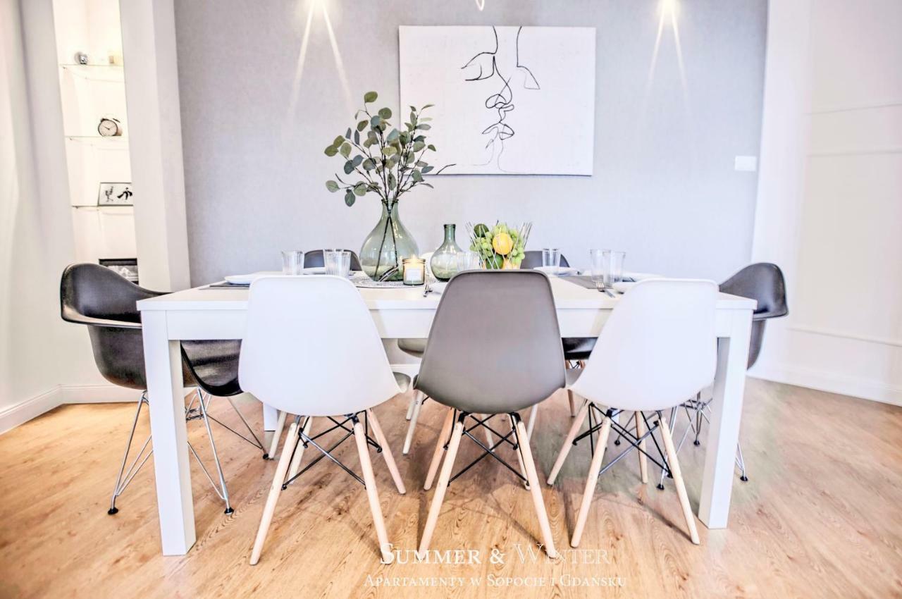 Appartamento Family Luxury Wonder Heaven Apartment, 50m To M Cassino, First With 3 Badrooms&studio, Second With 2 Badrooms&studio, Parking W Cenie *