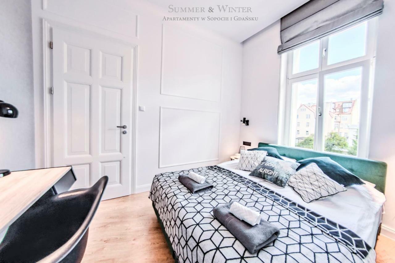 Appartamento Family Luxury Wonder Heaven Apartment, 50m To M Cassino, First With 3 Badrooms&studio, Second With 2 Badrooms&studio, Parking W Cenie *