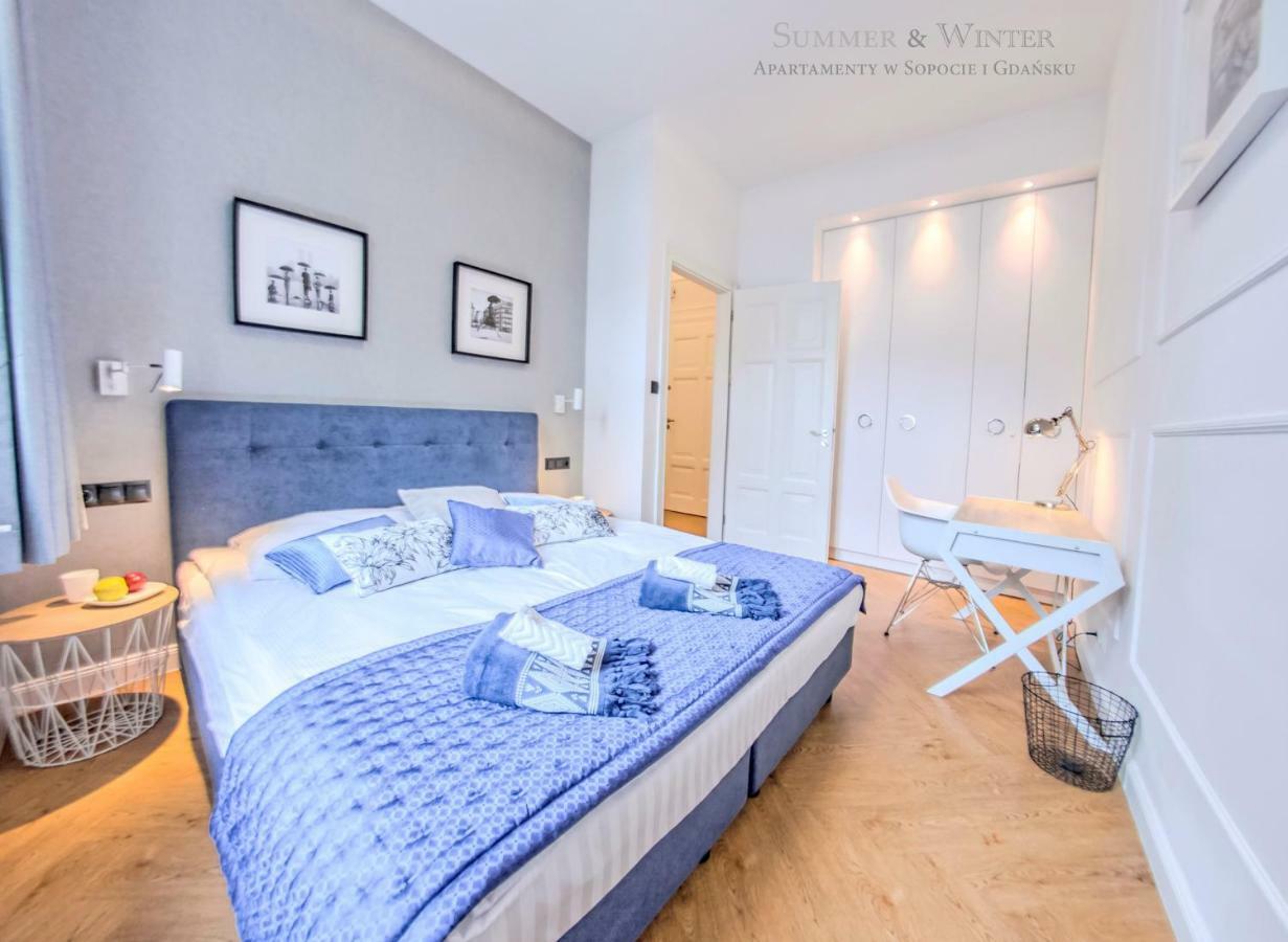 Appartamento Family Luxury Wonder Heaven Apartment, 50m To M Cassino, First With 3 Badrooms&studio, Second With 2 Badrooms&studio, Parking W Cenie